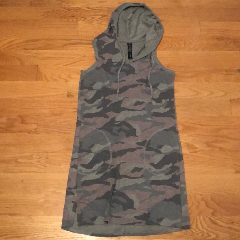 Rbx camo dress stretchy and soft 💓🐬💓